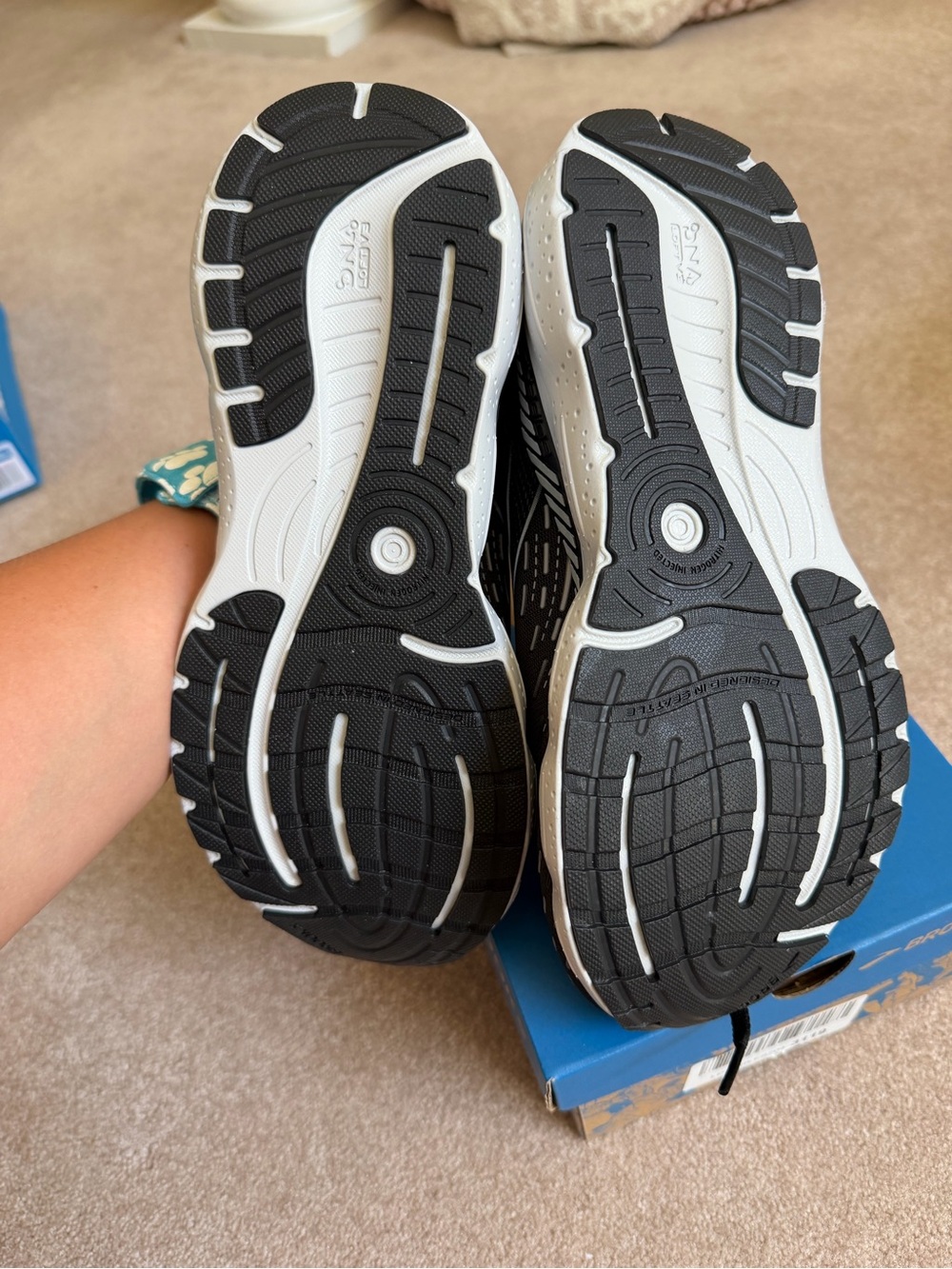 Brooks Black and White Women's Glycerin Running Sneakers - Picture 4 of 5